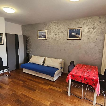 Apartman In Club Apartment Zagreb Exterior foto